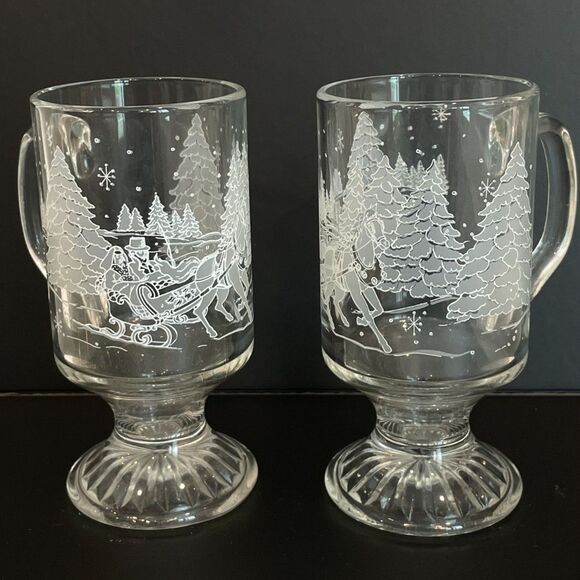 4 Vtg Avon Presidents Club Etched Footed Glass Mugs - Through The Woods Design - Picture 9 of 9